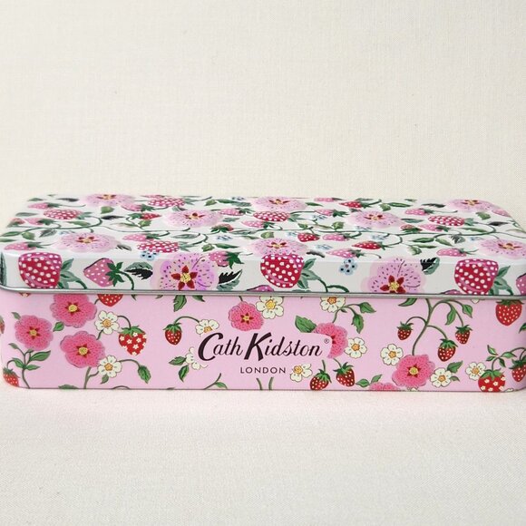 Cath Kidston Strawberries & Cream Hand Cream in Floral Gift Tin - New - Picture 1 of 6